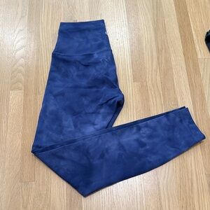 Diamond dye navy lululemon leggings size 4